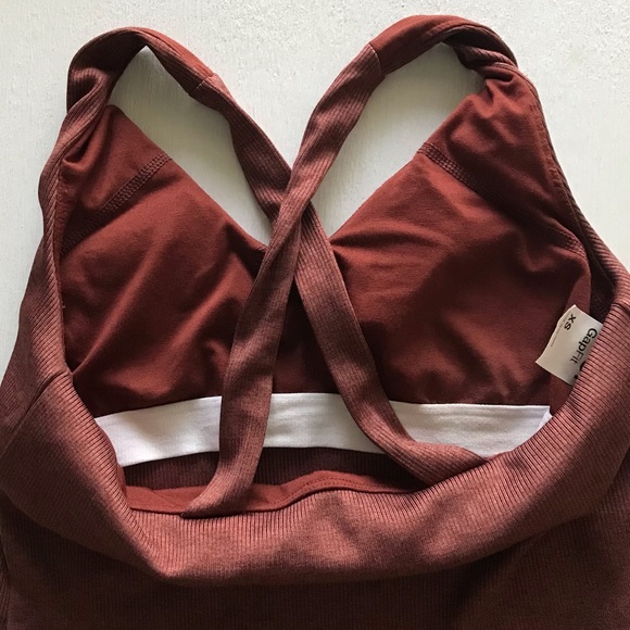 GapFit Ribbed Tank - Picture 4 of 6